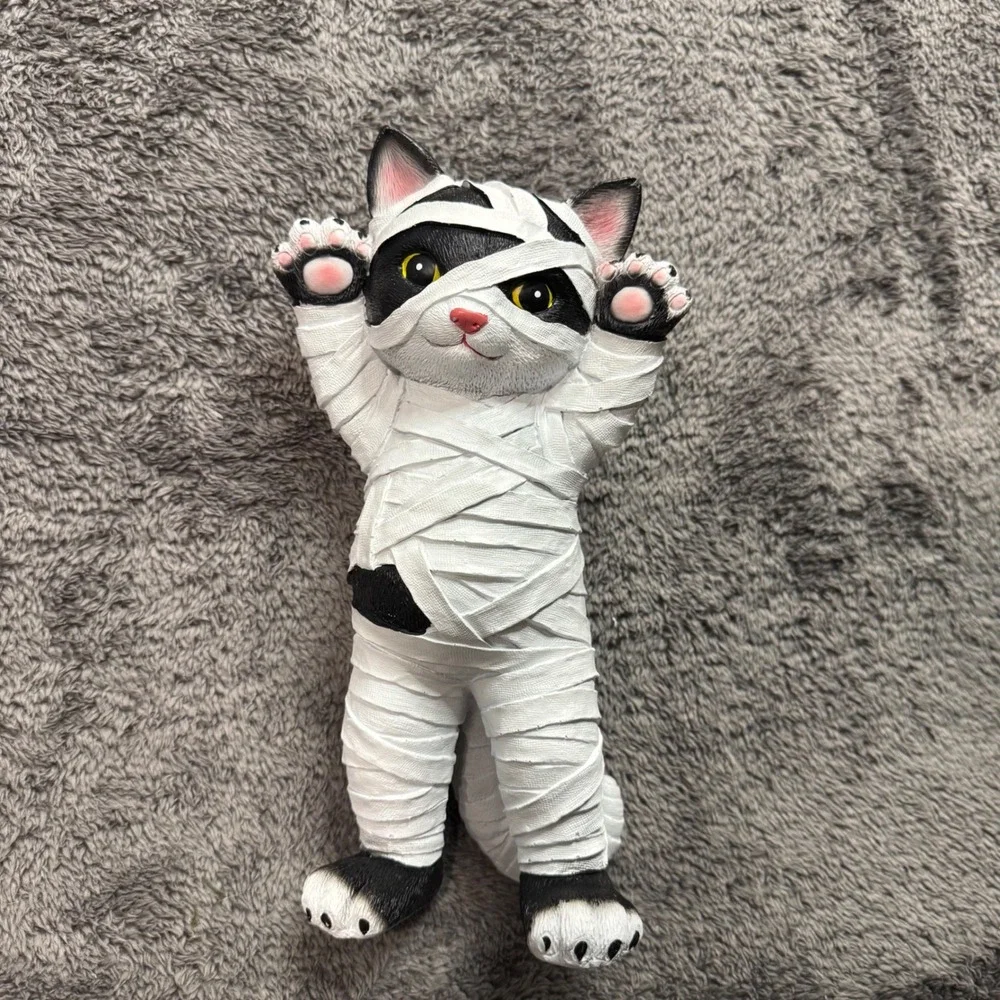 Halloween Mummy Tuxedo Cat Figurine Black White Resin Spooky Decor Statue